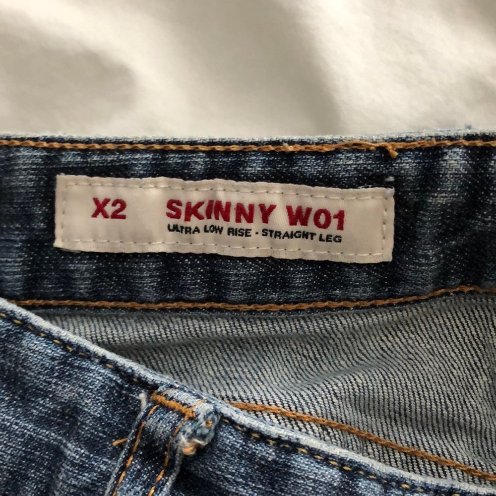 Jeans - Picture 2 of 3